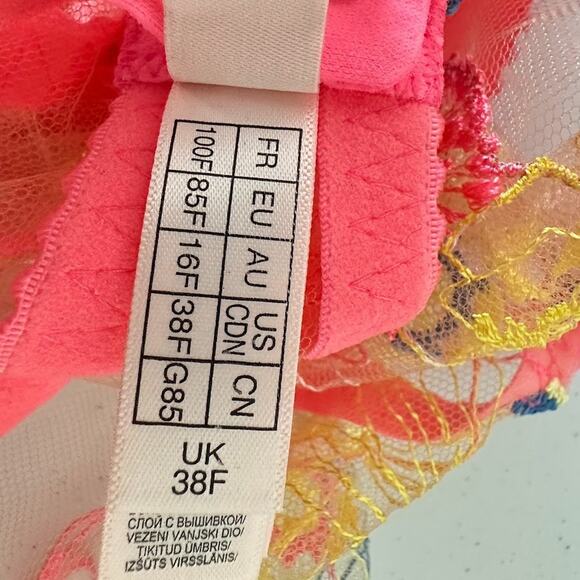 Agent Provocateur Zuri Bra Size 38F Pink Embroidered Floral Mesh Plunge Lingerie - Picture 9 of 10